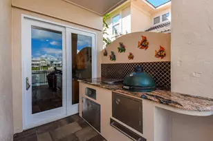 313 Harborside Cir, Kemah, TX 77565 - Photo 28