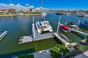 313 Harborside Cir, Kemah, TX 77565 - Photo 34