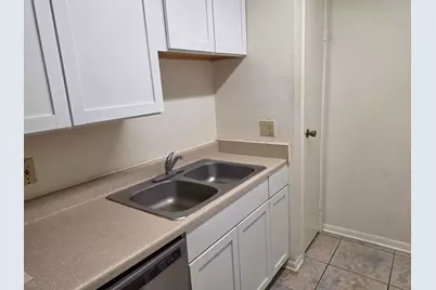1500 Bay Area Boulevard #154, Houston, TX 77058 - Photo 4