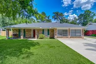24522 Glen Loch Dr, Spring, TX 77380 - Photo 2