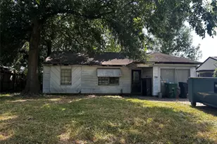 3718 Landa Ln, Houston, TX 77023 - Photo 12