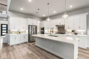 19018 Dappled Mare Cir, Tomball, TX 77377 - Photo 2