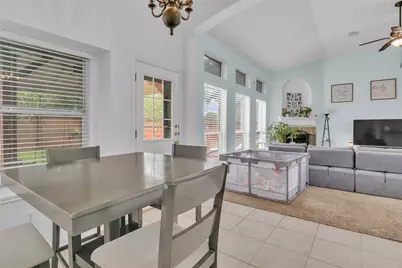 2131 Lakewind Lane, League City, TX 77573 - Photo 6