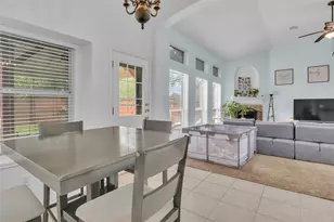 2131 Lakewind Ln, League City, TX 77573 - Photo 6