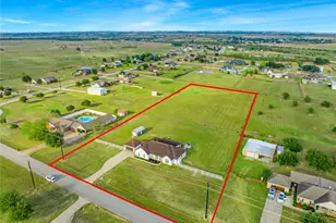 2398 Settler's Way Dr, Sealy, TX 77474 - Photo 2