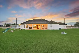 2398 Settler's Way Dr, Sealy, TX 77474 - Photo 34