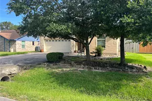 418 Fall Creek Dr, Houston, TX 77336 - Photo 4