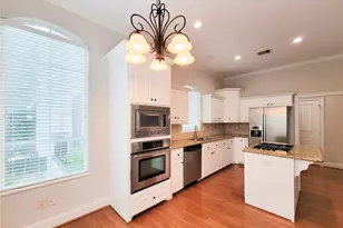 2418 Ralph St, Houston, TX 77006 - Photo 18