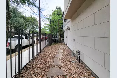 2418 Ralph Street #A, Houston, TX 77006 - Photo 4
