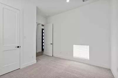 12206 Denham Drive, Mont Belvieu, TX 71127 - Photo 6
