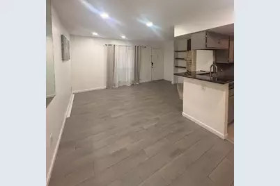 3919 Fairmont Parkway #209, Pasadena, TX 77504 - Photo 6