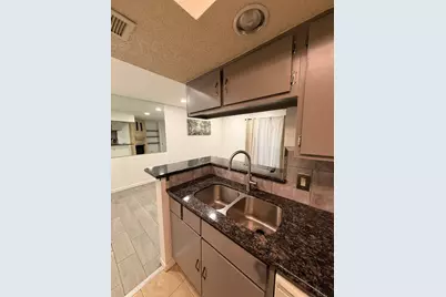 3919 Fairmont Parkway #209, Pasadena, TX 77504 - Photo 18