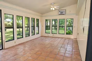 3413 Cherry Ln, Bay City, TX 77414 - Photo 24