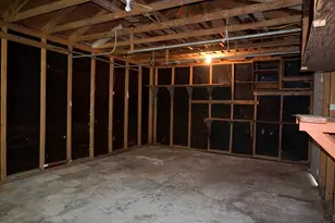 3413 Cherry Ln, Bay City, TX 77414 - Photo 22
