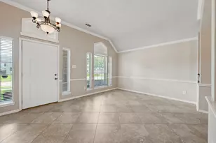 10807 Oak Acres Dr, Houston, TX 77065 - Photo 2