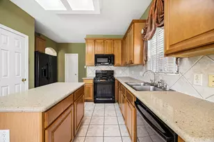 2843 Five Oaks Dr, Missouri City, TX 77459 - Photo 12