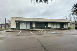 221 N Houston, Wharton, TX 77488 - Photo 2