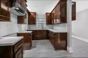12430 Pecan Ct, Houston, TX 77013 - Photo 4