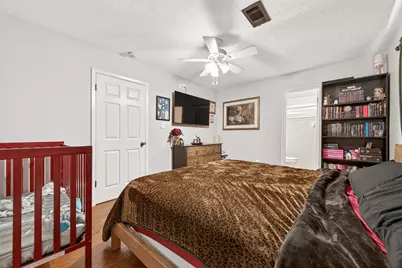 805 Camelot Lane, Friendswood, TX 77546 - Photo 36