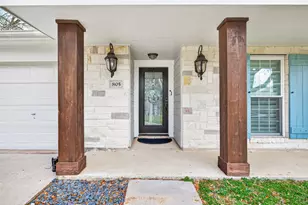 805 Camelot Ln, Friendswood, TX 77546 - Photo 6