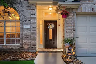 722 W Clady Dr, Spring, TX 77386 - Photo 2
