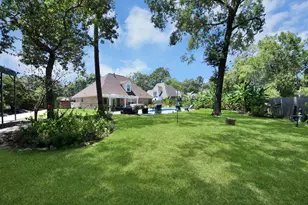 910 Apollo St, New Caney, TX 77357 - Photo 10