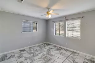 426 Candlelight Ln, Livingston, TX 77351 - Photo 18