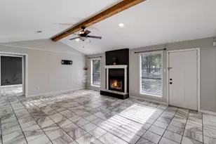 426 Candlelight Ln, Livingston, TX 77351 - Photo 10