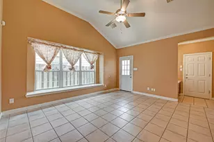 7130 Pavilion Dr, Houston, TX 77083 - Photo 8