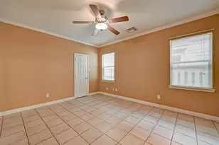 7130 Pavilion Dr, Houston, TX 77083 - Photo 16