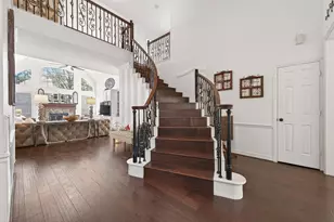 17 Turtle Creek Manor, Sugar Land, TX 77479 - Photo 2