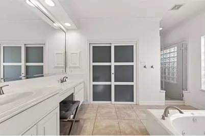 17 Turtle Creek Manor, Sugar Land, TX 77479 - Photo 22