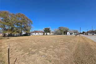 612 S Mechanic St, El Campo, TX 77437 - Photo 10