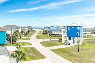 13010 Buccaneer Pkwy, Freeport, TX 77541 - Photo 4