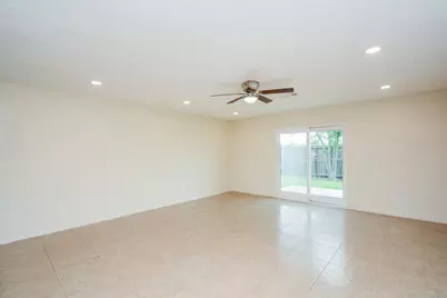 222 Savannah Moss Drive, Richmond, TX 77469 - Photo 10