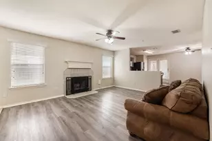 4608 Northwood Dr, Bryan, TX 77803 - Photo 6