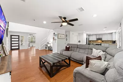 42 W Gaslight Place, The Woodlands, TX 77382 - Photo 16