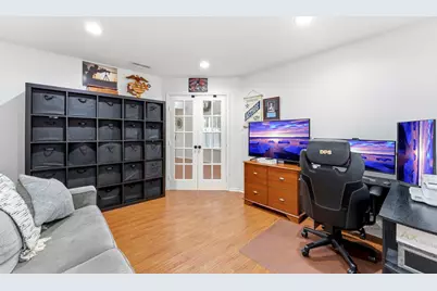 42 W Gaslight Place, The Woodlands, TX 77382 - Photo 12