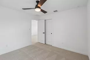 7922 Jade Crst Dr, Angleton, TX 77515 - Photo 18