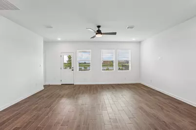 7922 Jade Crest Drive, Angleton, TX 77515 - Photo 8