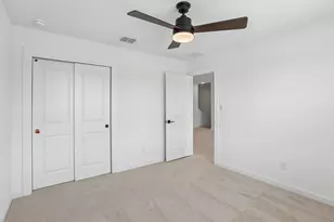 7922 Jade Crst Dr, Angleton, TX 77515 - Photo 20