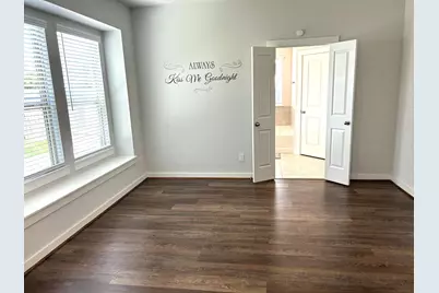 5106 Klein Orchard Drive, Houston, TX 77066 - Photo 10