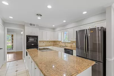 7715 Brush Wood Drive, Houston, TX 77088 - Photo 4
