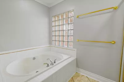 7715 Brush Wood Drive, Houston, TX 77088 - Photo 22