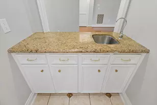 7715 Brush Wood Dr, Houston, TX 77088 - Photo 14
