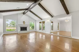 7715 Brush Wood Dr, Houston, TX 77088 - Photo 2