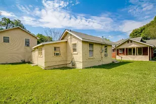 8402 Brockton St, Houston, TX 77017 - Photo 12