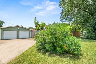 1501 1st Ave N, Texas City, TX 77590 - Photo 22