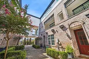 6068 Kansas St, Houston, TX 77007 - Photo 2