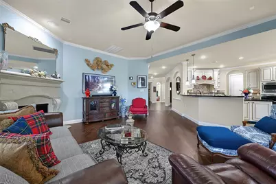 1110 Parkers Creek Lane, Friendswood, TX 77546 - Photo 14